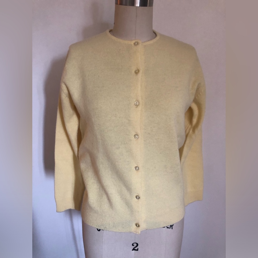 SOLD Vintage wool blend cardigan.